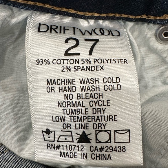 Driftwood Jackie High Rise
Skinny Jeans - Metallic Embroidered Denim  | 27 - Picture 6 of 11